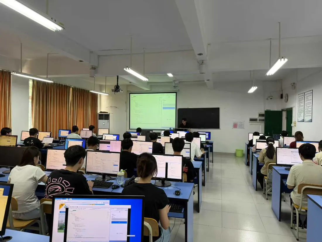 广州软件学院校企合作实训周